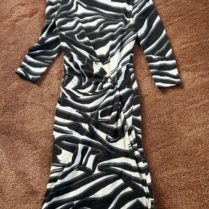 Cache Black and White Patterned Long Sleeve Dress